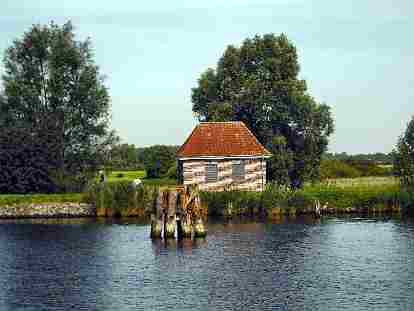 Im Kanal 07.jpg